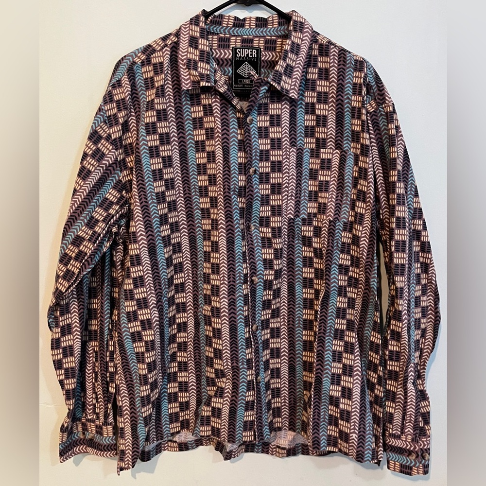 Super Massive Designer Button Down Long Sleeve Sh… - image 1